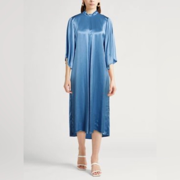 GUC FORTE FORTE- Beautiful Statin Bell Sleeve Dress. Size 1 or US 4 - Picture 1 of 12